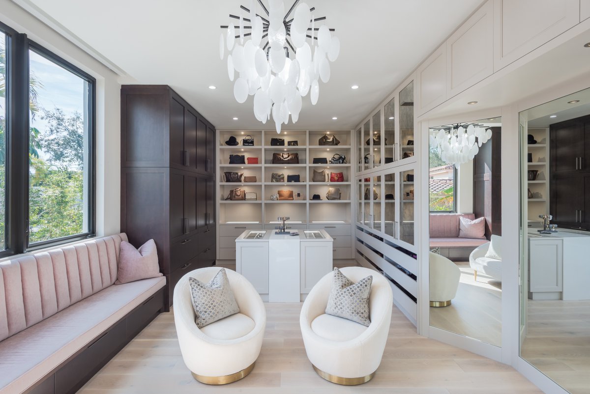 CampagnaHomes's tweet photo. Behind every finished space is careful planning and countless small decisions. The process is where quality truly begins. 

Swipe through and think about what happens before the final reveal.

#homerenovation #interiordesign #luxuryhomes #customhomebuilder #tampabayhomes https://t.co/i85fVKnWTt