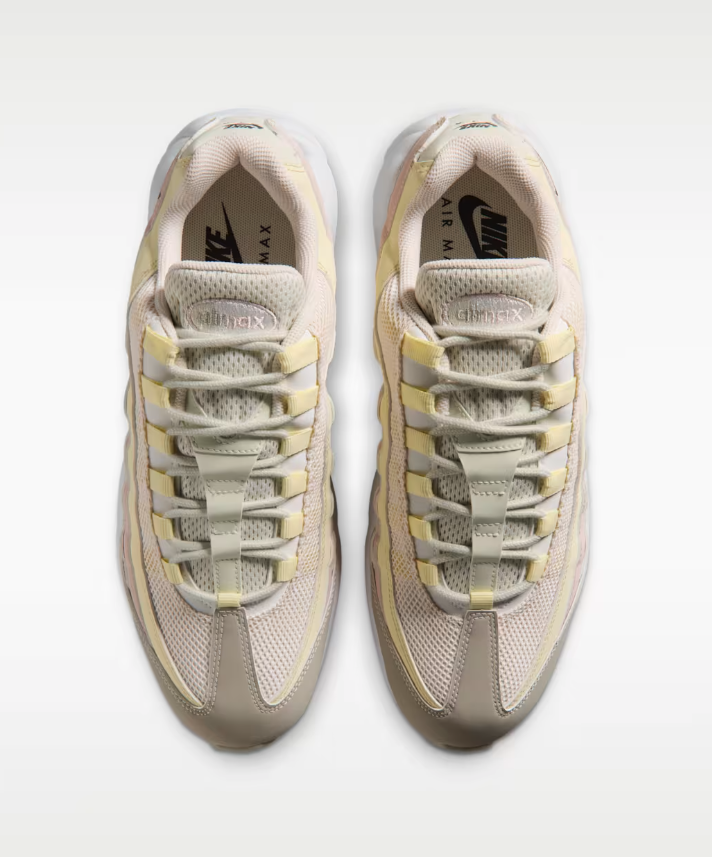 SnkrFreak tweet media