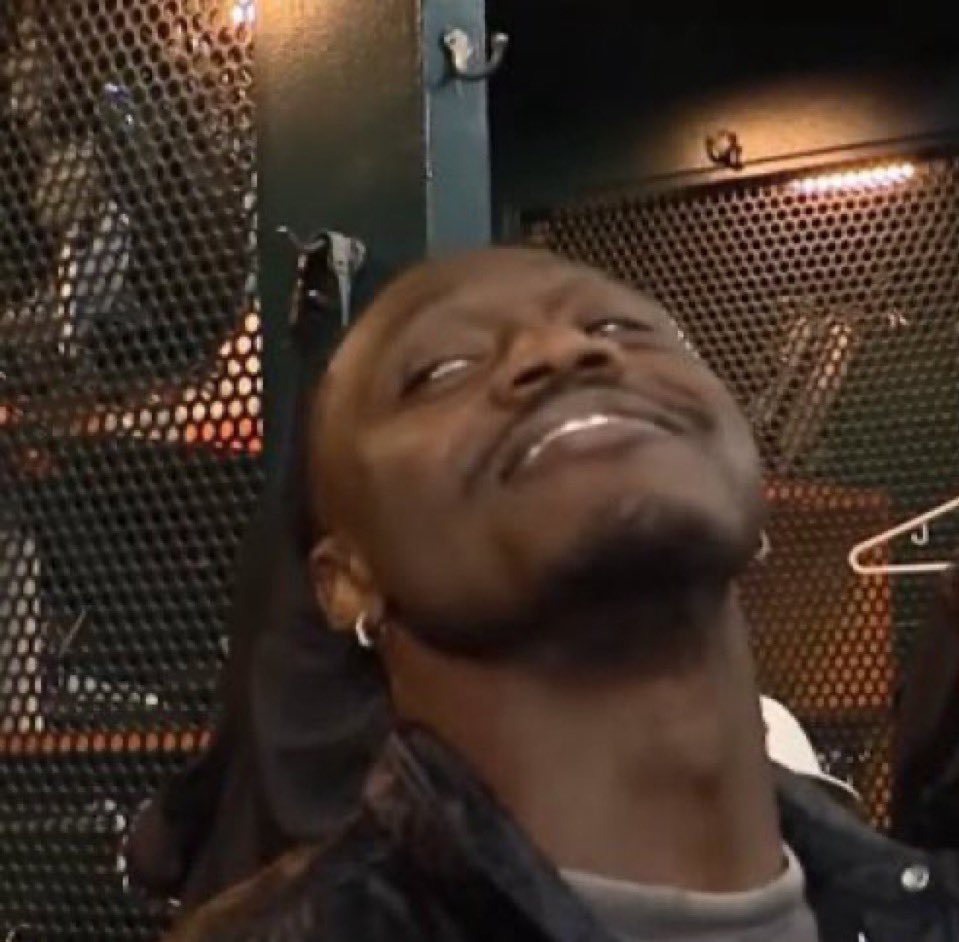 Cooper DeJAWN 🦅 tweet media