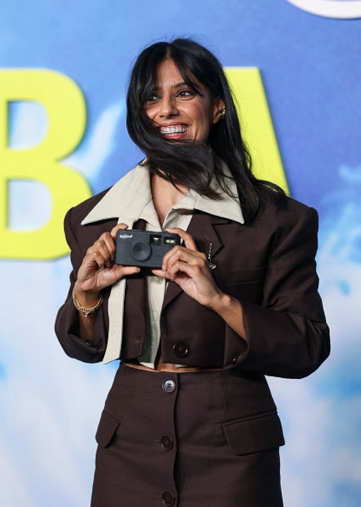 rituaryaupdates's tweet image. 📷 | Ritu looking gorgeous at the "Bait" screening with her brother Rahul in London! 

via GettyImages

• @Ritu_Arya_ #RituArya #Bait #PrimeVideo •