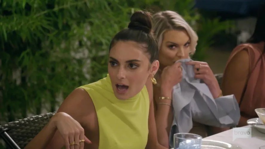 hannah zook tweet media