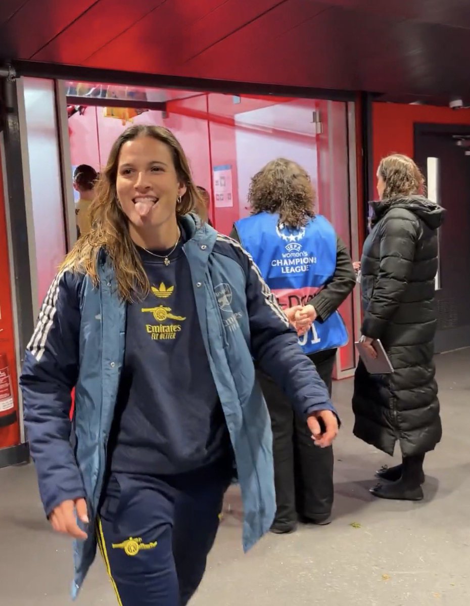 jamie ★ ★ tweet media