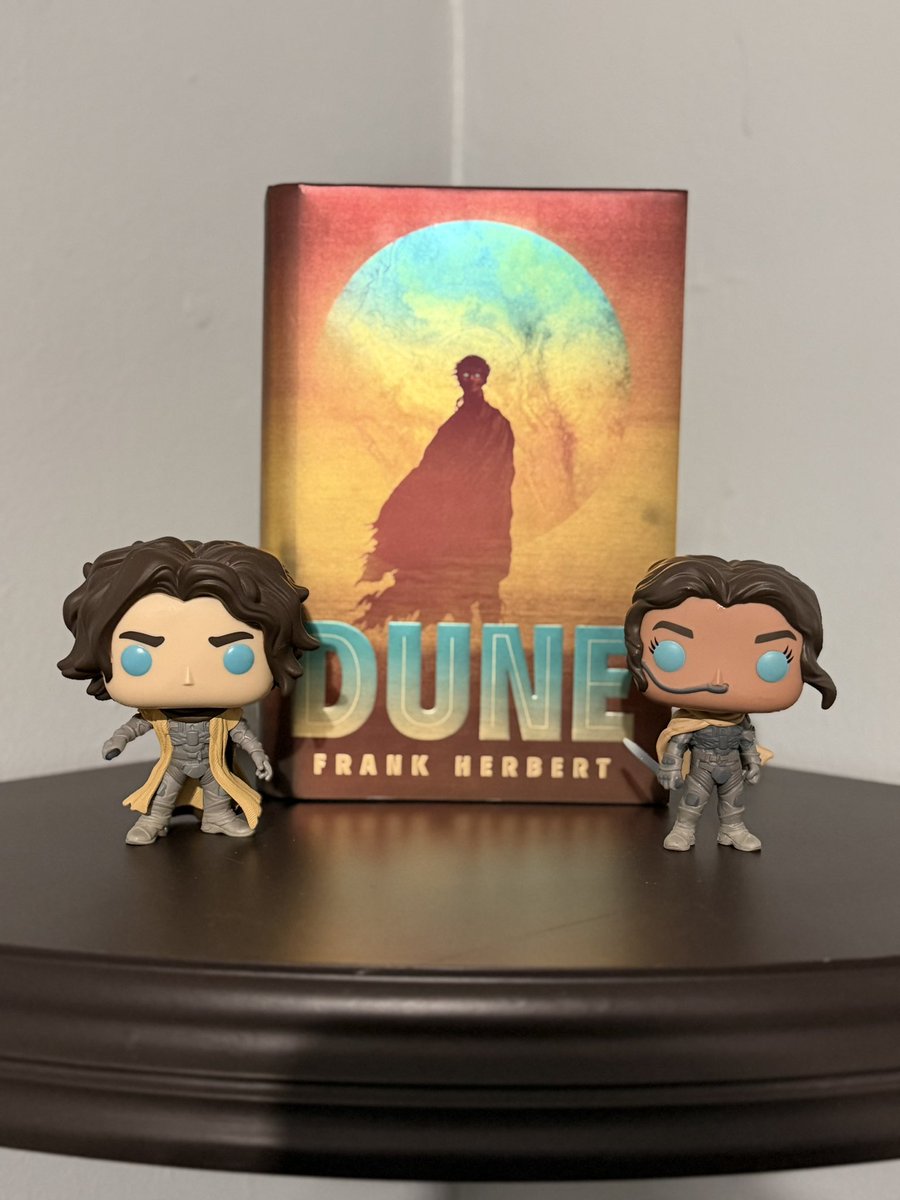 𝑍𝜄𝛳𝛱 tweet media