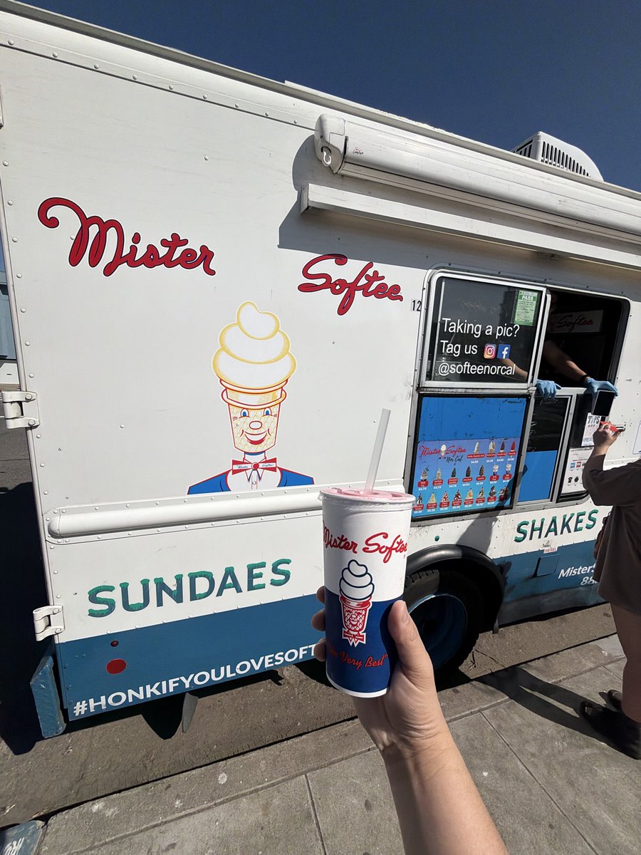 Good Decision Chris tweet media