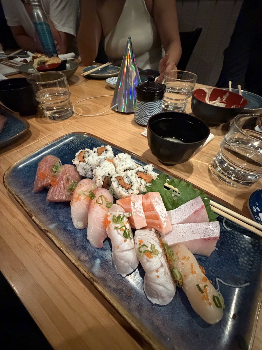 Good Decision Chris tweet media