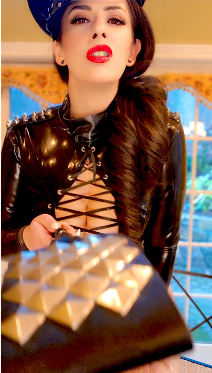 The Aᴛᴏᴍic Goddess❦Sizecon 2026❦ tweet media