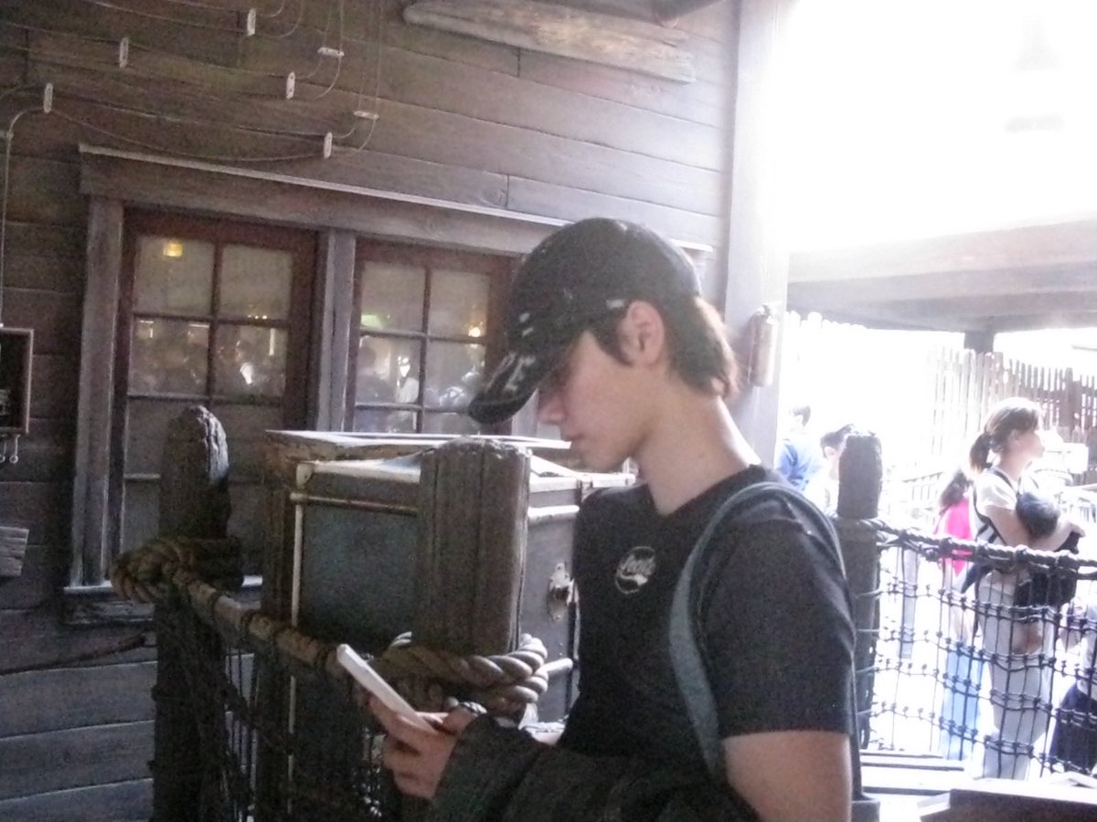 🐶🥔 logs tweet media