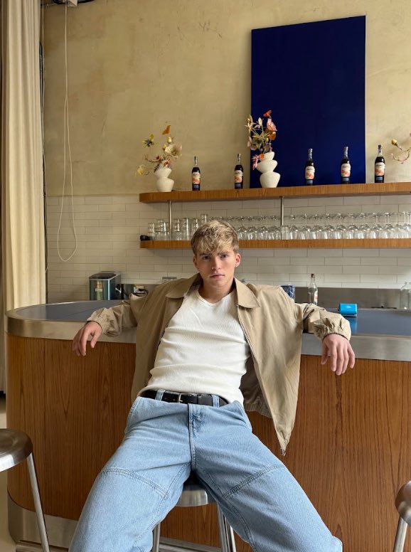 carol | 𓆰 d u a l ໒꒱ tweet media