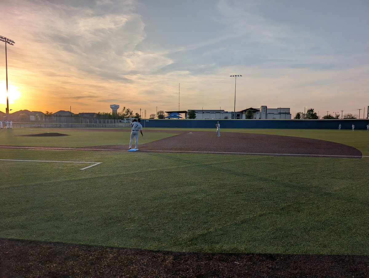 Coach Nick Stokes tweet media