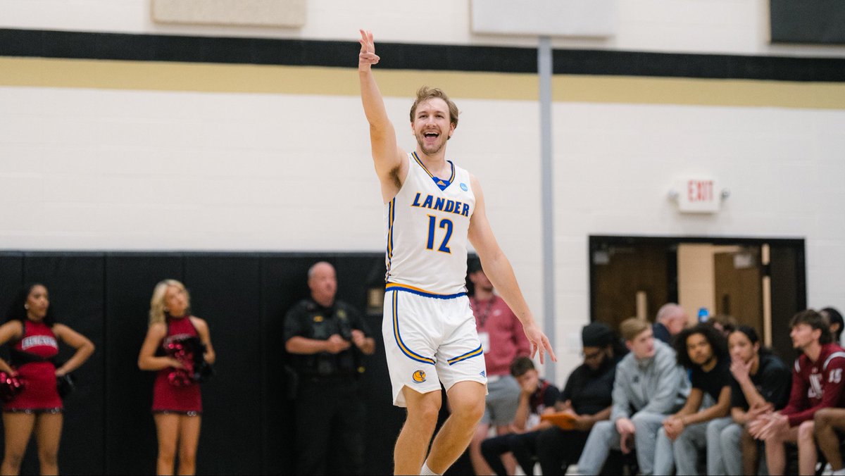 Lander Athletics tweet media