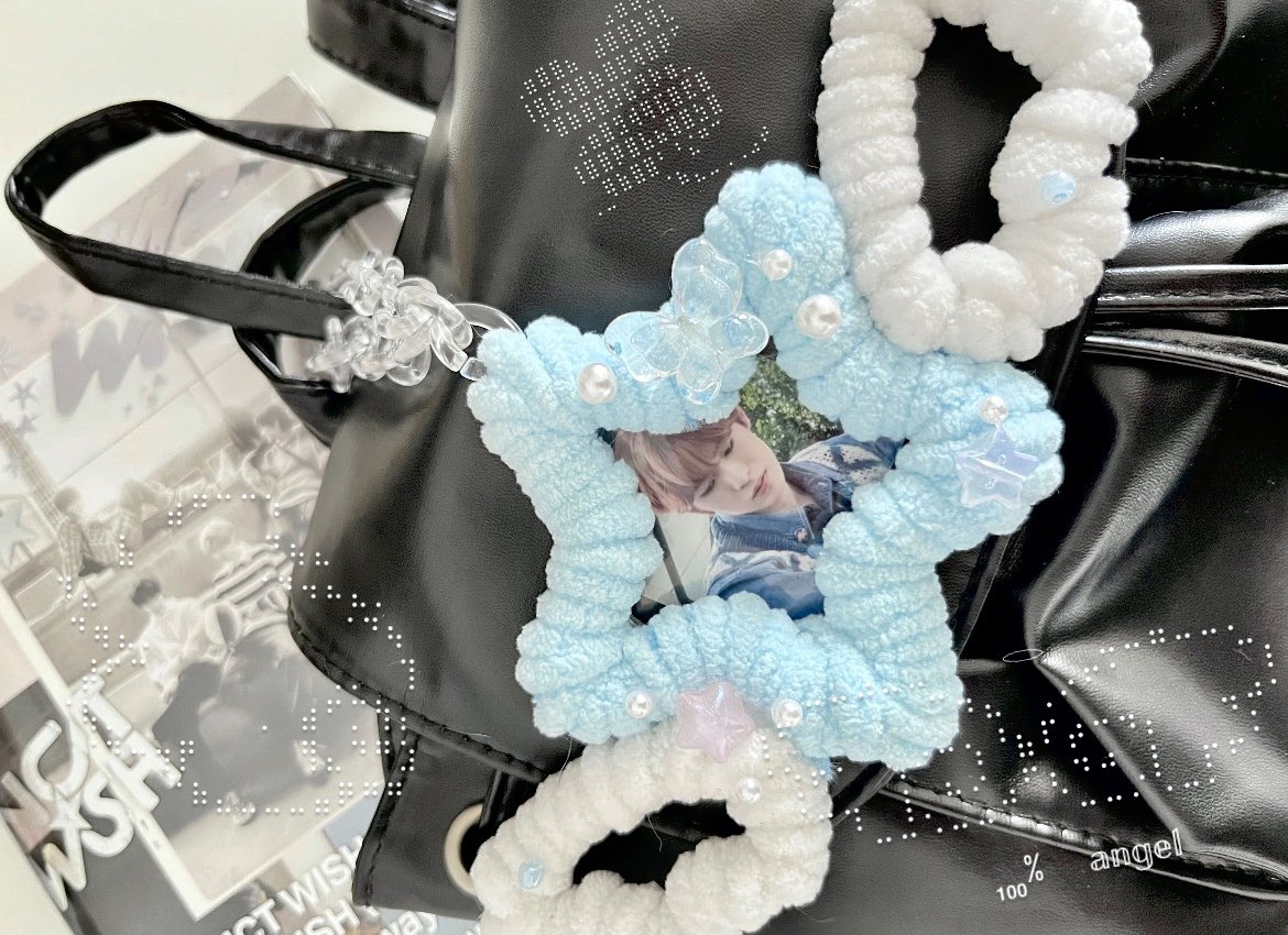 pls kindly rt 🫧⋆｡˚
⋆⑅˚₊ ◌༉‧.  ɢɪᴠᴇᴀᴡᴀʏ ꜰᴏʀ ᴡɪꜱʜᴢᴇɴ 🪽
#OurWISH_BANGKOK 
🧾⭐️ 
 - ᴡɪꜱʜ ᴋᴇʏᴄʜᴀɪɴ 

ᴅᴀᴛᴇ: 𝟦 ᴀᴘʀɪʟ 𝟤𝟢𝟤𝟨 (ᴛɪᴍᴇ ᴛʙᴀ)
ʟᴏᴄᴀᴛɪᴏɴ: ʙɪᴛᴇᴄ ʟɪᴠᴇ 📌

#NCTWISH_CONCERT_TOUR_IN_BKK