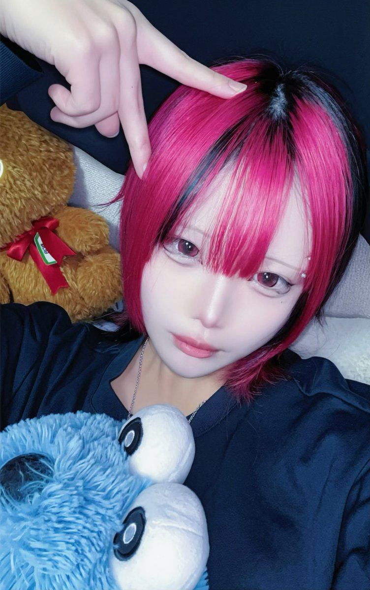 狼月ヒナ tweet media