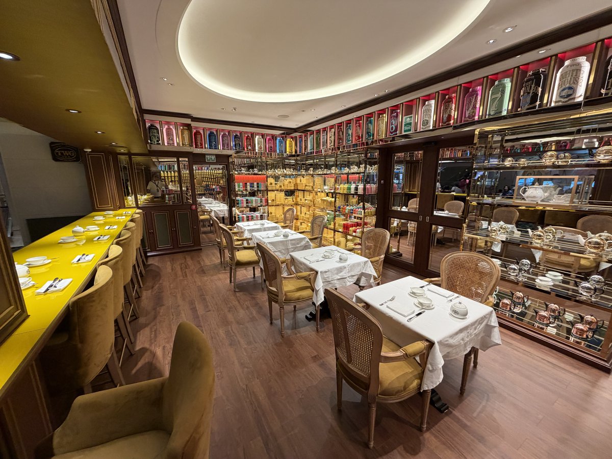 こちらも素敵な「TWG Tea」🫖 こちらも船内のお店とは思えない