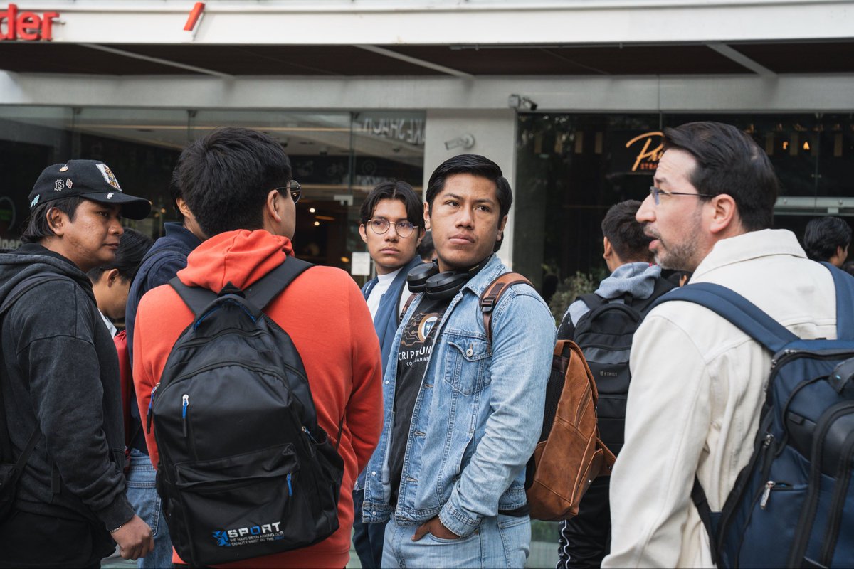 Cripto_UNAM's tweet photo. Increíble el hackathon “Código Alebrije” organizado por @TheBAFNetwork y @StellarOrg 
La comunidad de CriptoUNAM estuvo presente hackeando y construyendo sobre la red de Stellar @BuildOnStellar https://t.co/XOVjpJmNXh