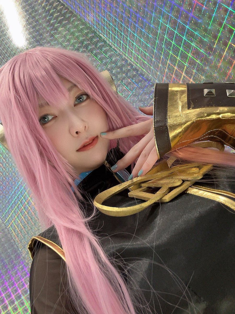 もち 3/29つるコス tweet media