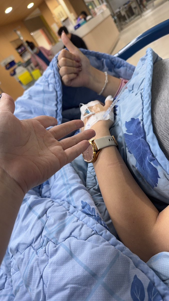 絲絲里長伯/渣女ver. tweet media