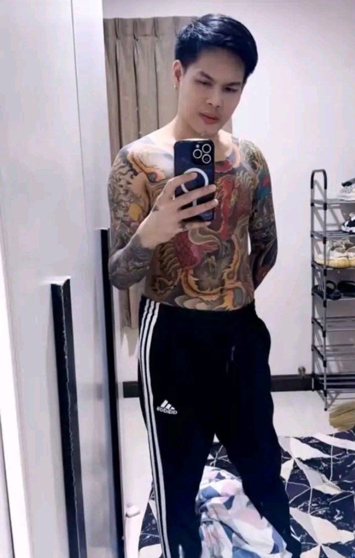 เอนชาย ชายแท้ tweet media