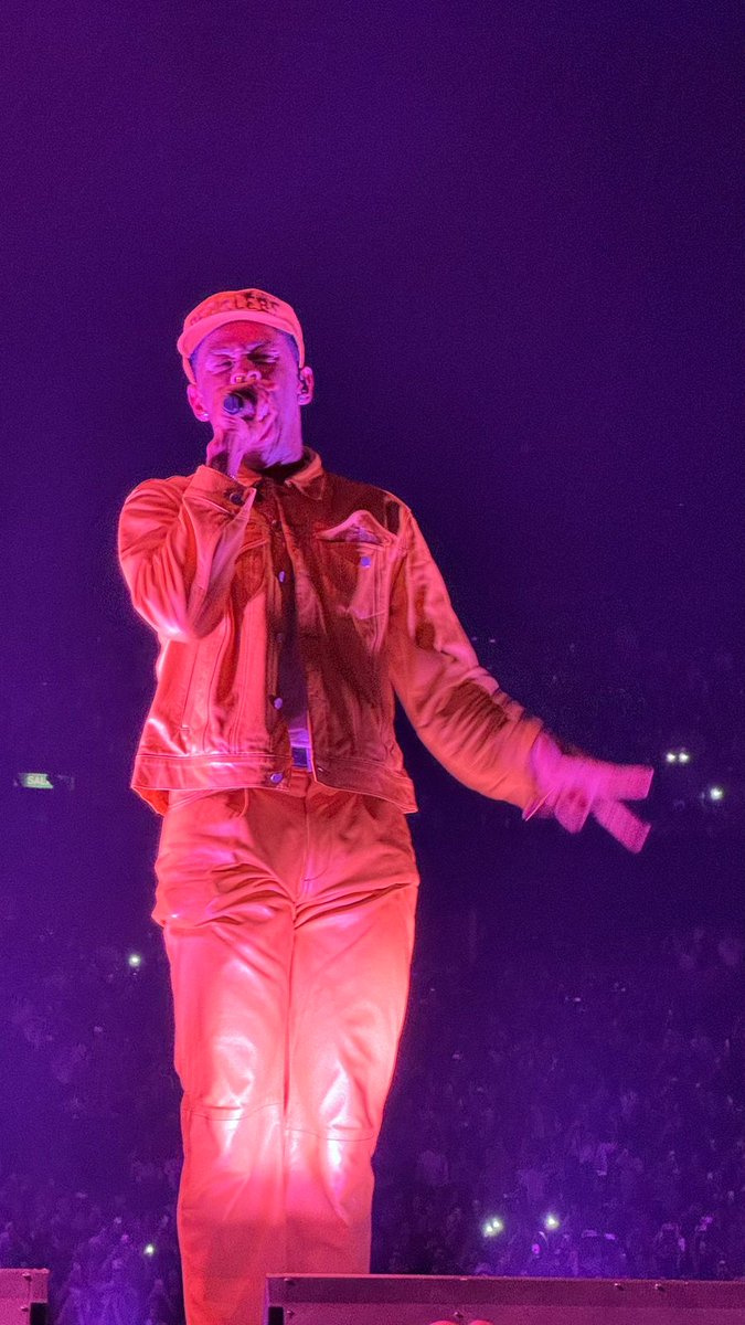 heraldodemexico's tweet image. #OMG | Este martes 24 de abril Tyler the Creator se presentó en CDMX después de varios años. 🤩 

El rapero tendrá dos shows, el de hoy y el del 25 de marzo en el Palacio de los Deportes donde tocó canciones como "ARE WE STILL FRIENDS?", “See you again” y no podría faltar