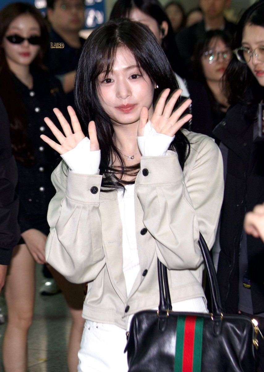 Laird_kpop tweet media