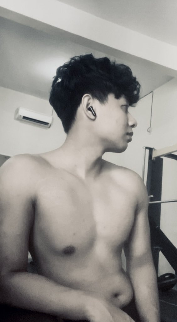 wanderingwritter tweet media