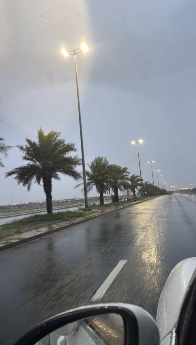 _ix9y's tweet photo. 🌧️ https://t.co/KnsExHQyRw