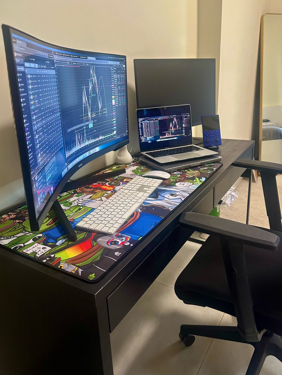 Crypto Livia tweet media