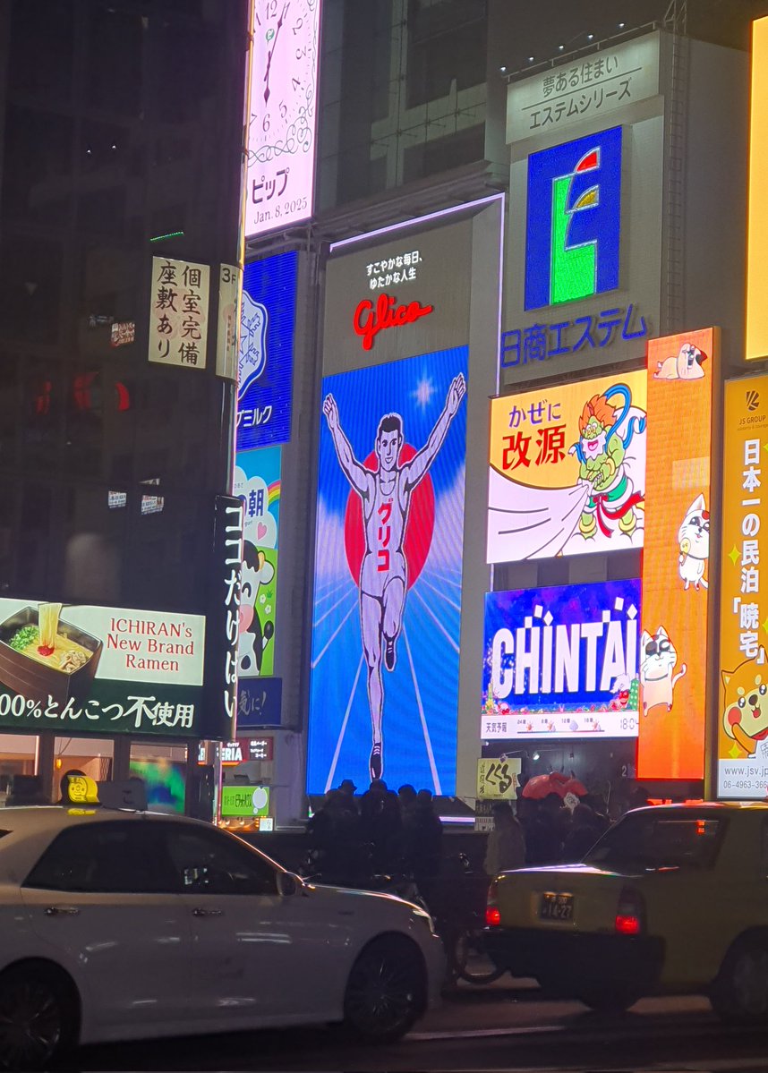 100☘️ tweet media