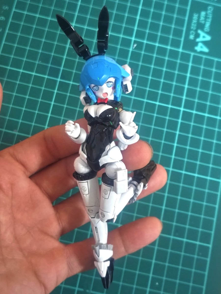 えむすけ tweet media