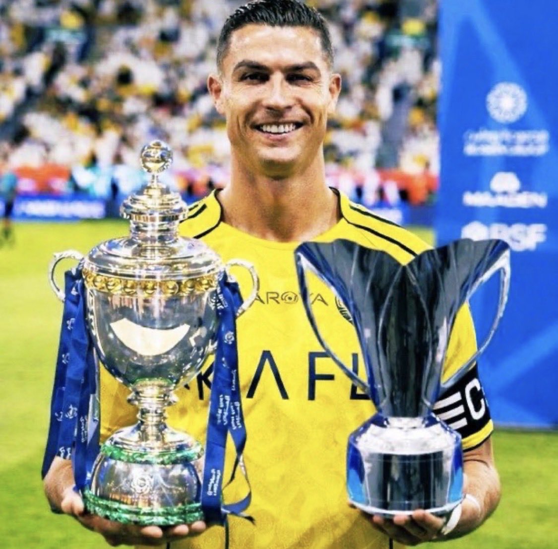 الركن الشمالي 💛💙 tweet media