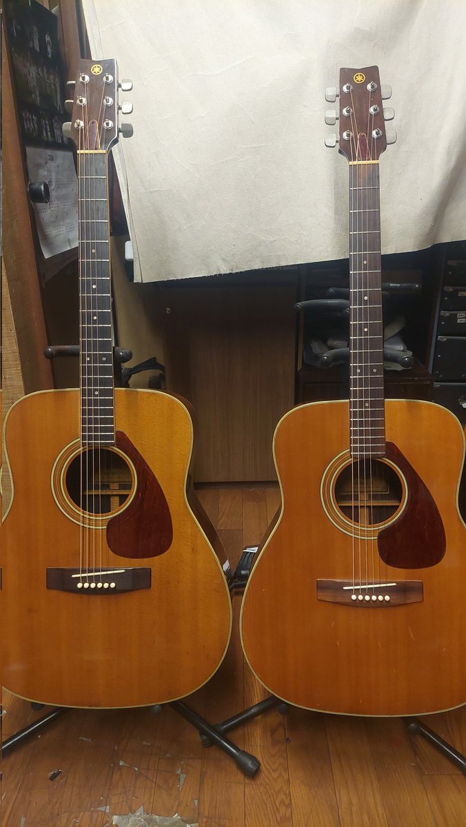 Grasshopper_G's tweet photo. 久しぶりにクイズです。

まるで双子の様なグリーンラベルのFG-280とFG-360。
この2本、サイド&amp;バックの材以外の違いは何でしょうか？

#yamaha 
#FG https://t.co/yT010mCZAv