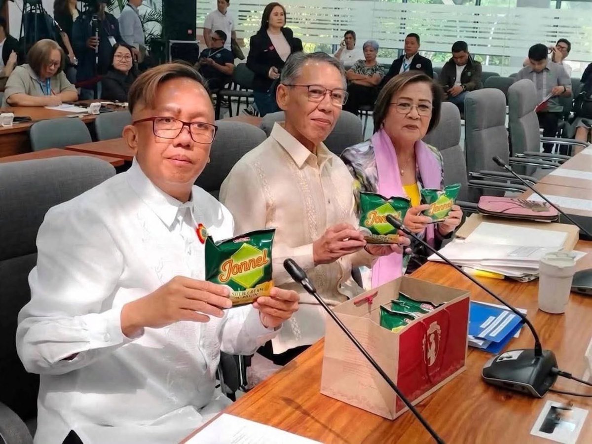 Hara Lingayan 🇵🇭🏹 #Unbowed tweet media