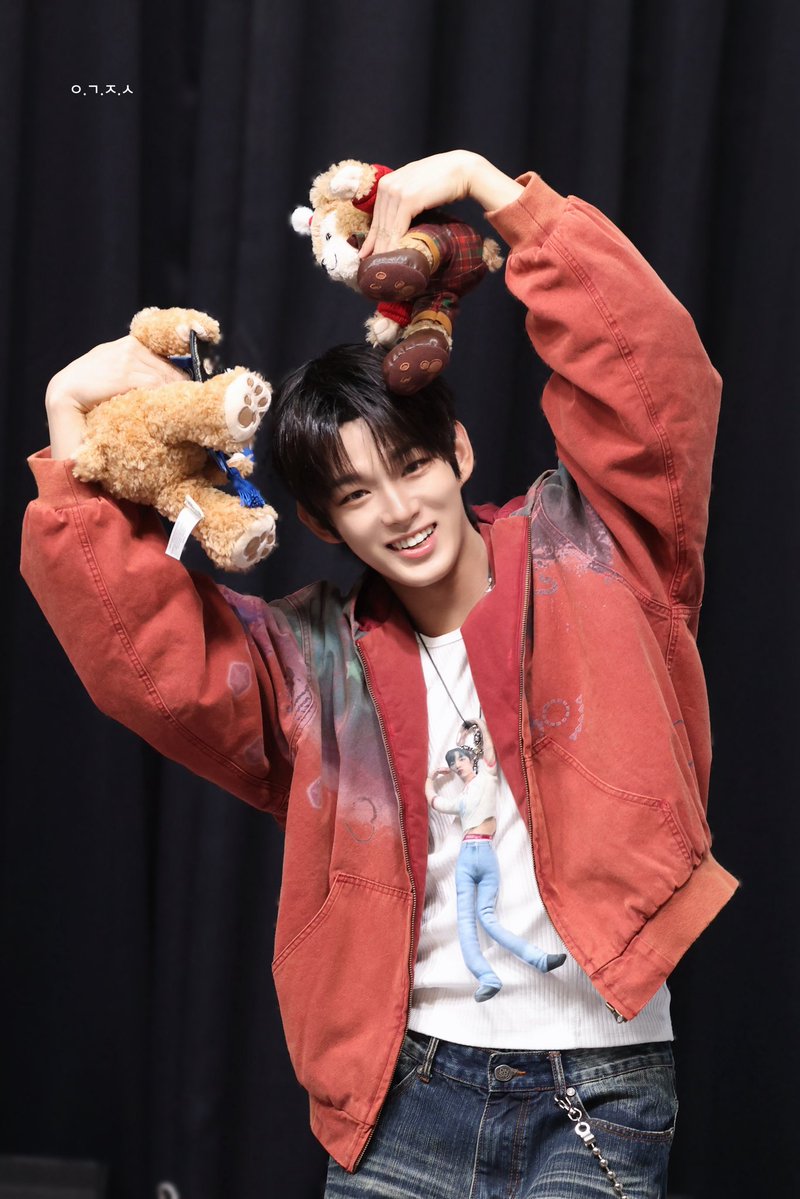 웁깁장슝🚀 tweet media