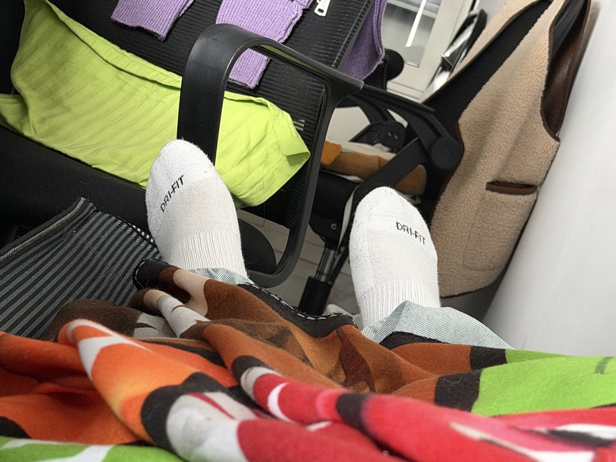 nnnnov03 tweet media