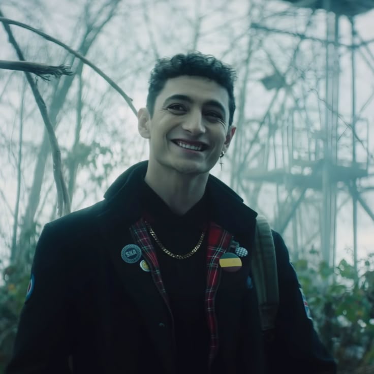 V 👻 #SaveDeadBoyDetectives tweet media