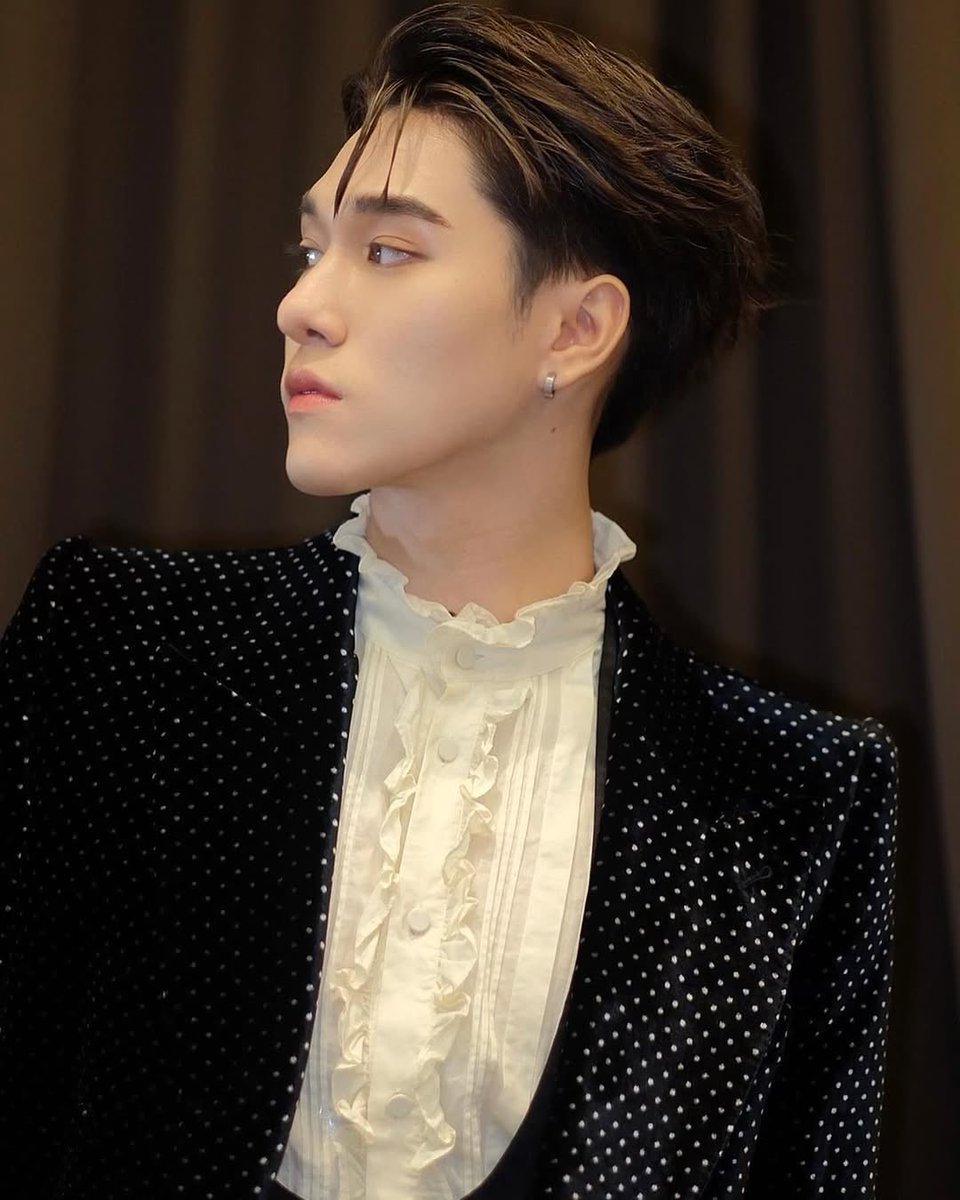 🩷💜✨ tweet media