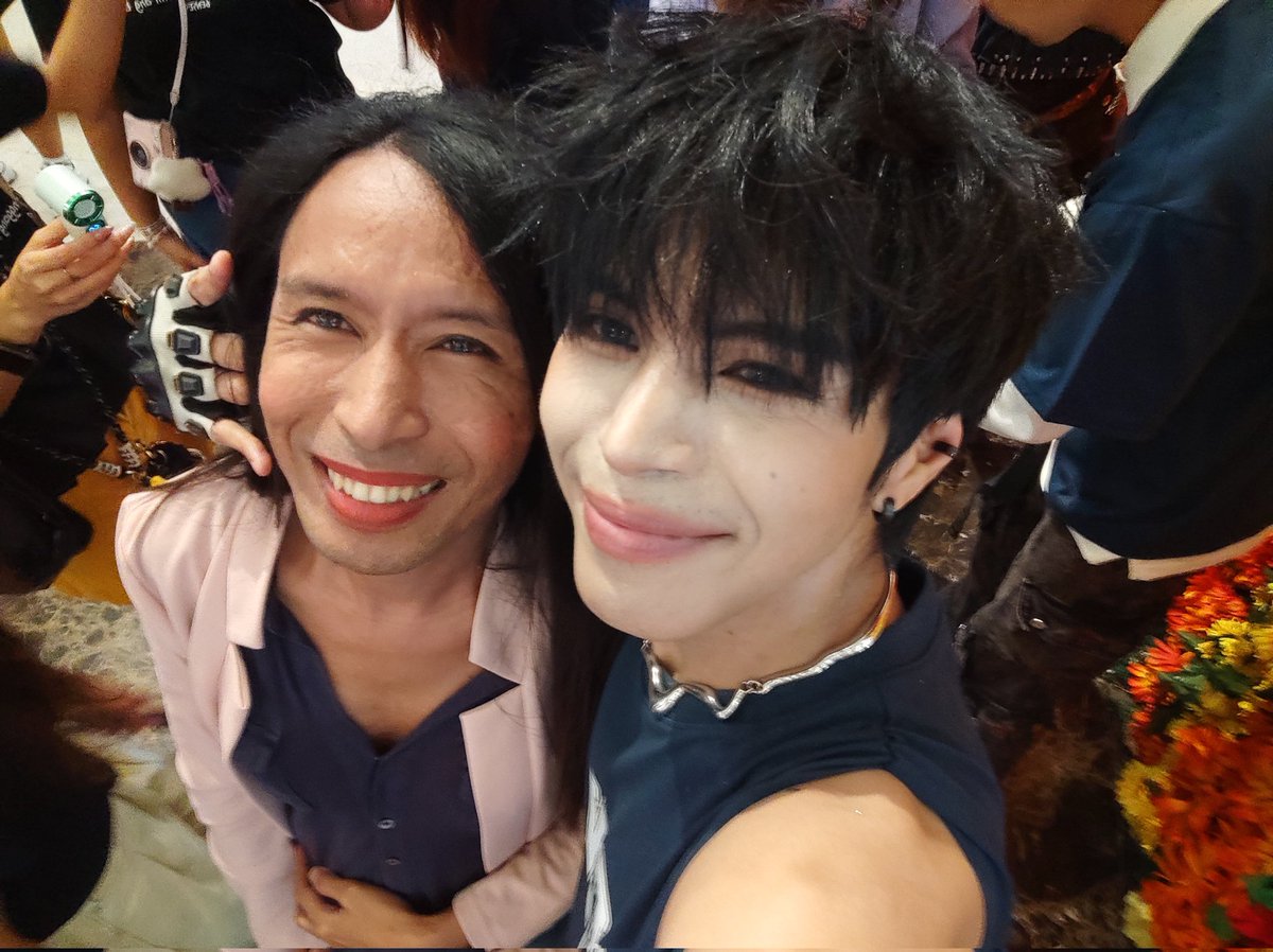 SweetieGene20's tweet photo. I finally met you Wiji 😍💖🫶

#Wiji
#6ENSE
#SweetieGene https://t.co/W9fQK2WSua