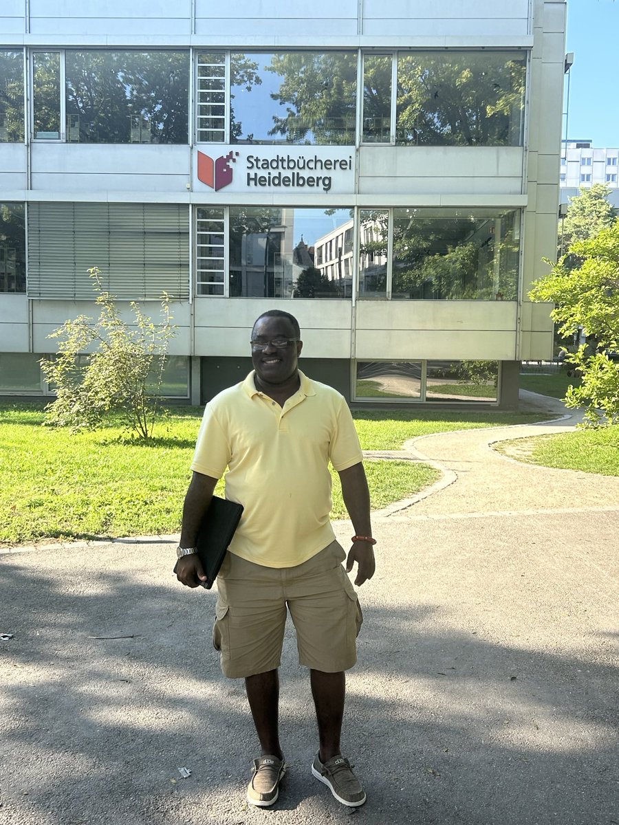 segunvictor73's tweet image. Struggle is a vital part of the learning process. It teaches resilience, problem-solving, and adaptability. When we face challenges, we gain valuable experiences that contribute to our growth. Struggle is not failure, struggle is learning!!! #success #excellence #honor #courage