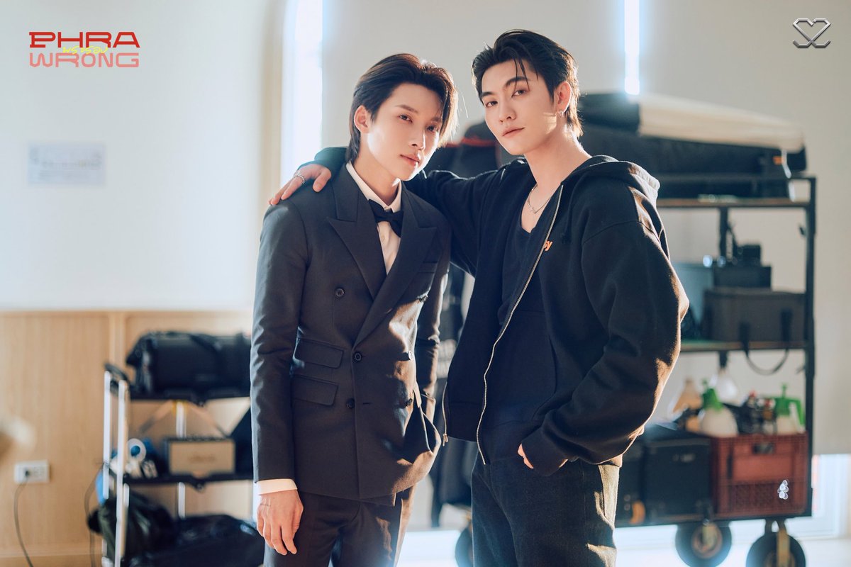 ‘ผู้กำกับเรื่องนี้ใจดีจังครับ’
<a href="/Bossckm_/">BOSS.CKM</a> 

พระรอง (𝗣𝗛𝗥𝗔 𝗪𝗥𝗢𝗡𝗚)- 𝗦𝟮
OFFICIAL MUSIC VIDEO

OUT NOW !
📺 YOUTUBE : S2 OFFICIAL
youtu.be/bxEK9ShclxM?si…

ALL STREAMING PLATFORMS

S2 OVERHEAT PHRAWRONG
#PhraWrong_S2 

#S2_OVERHEAT
#Noeulnuttarat #S2TheSunset
#MagentaBoy