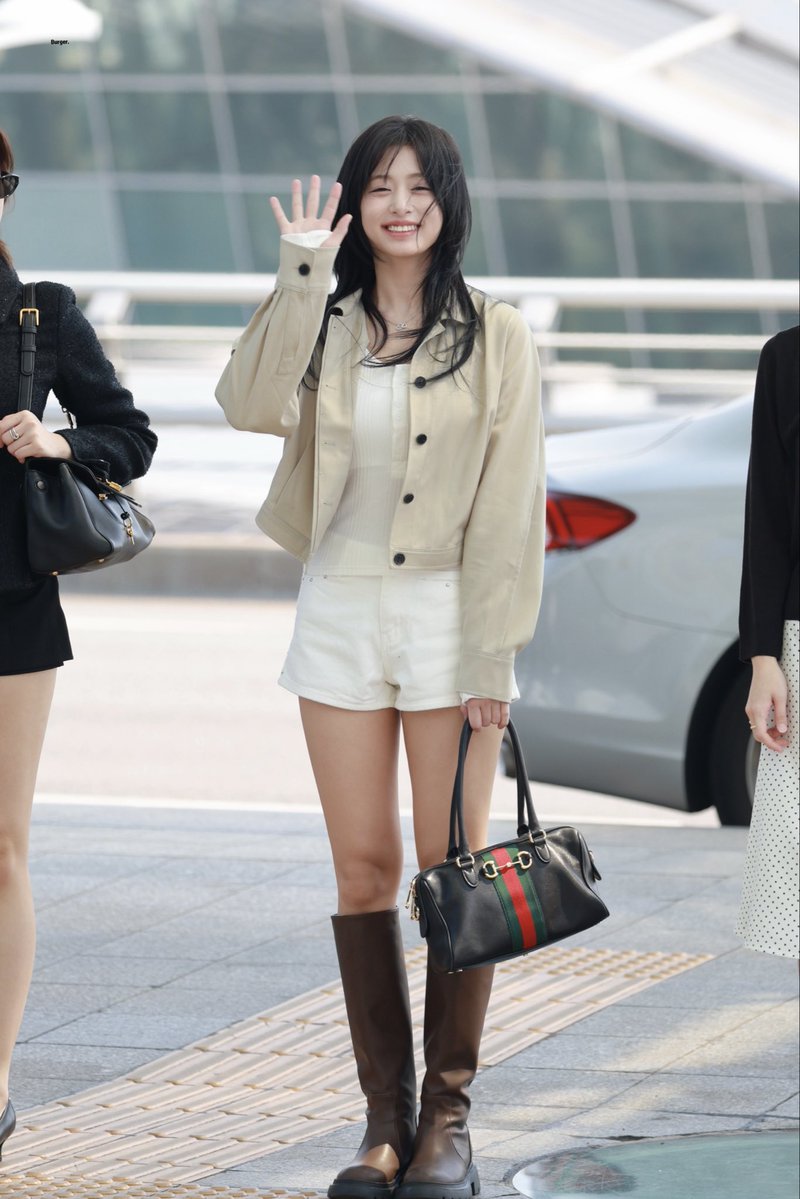 BABYMONSTER INDONESIA 🇮🇩 // SLOW UP tweet media