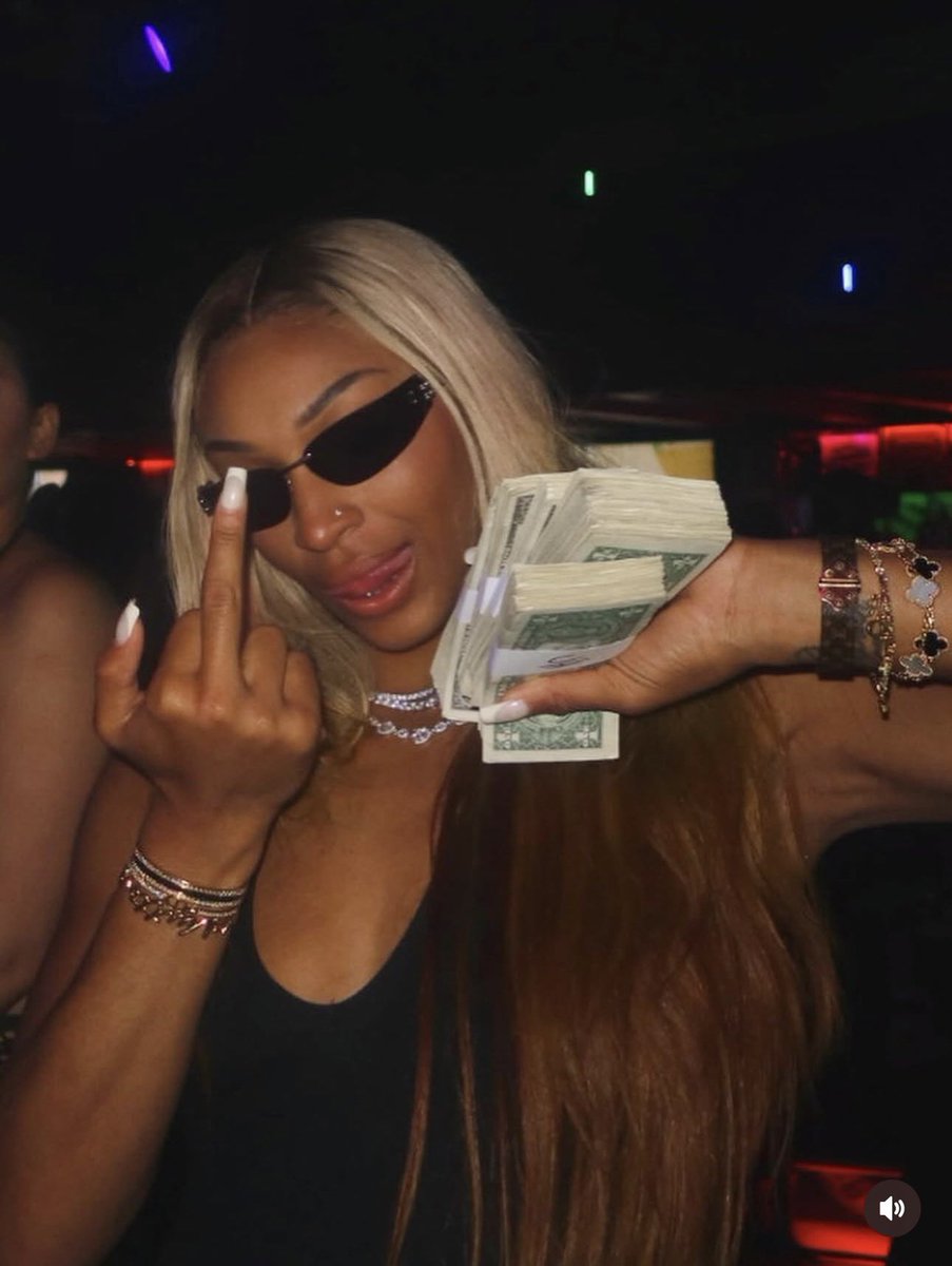 Dijonai Supreme tweet media