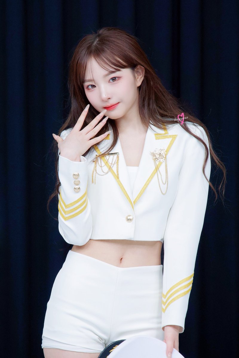 1921dotcom tweet media