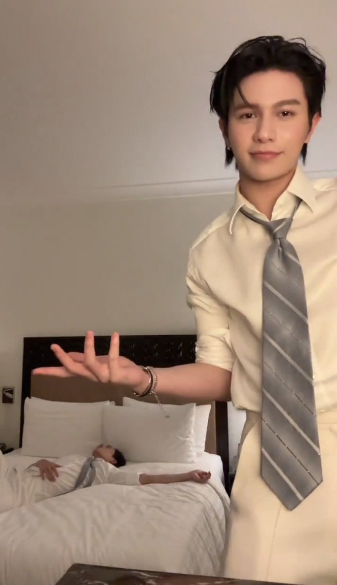 ⊙⊝⊜⁷ tweet media