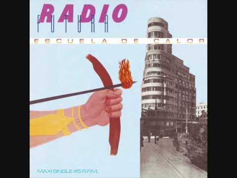 parece_mentiraa's tweet photo. Vamos a desayunar esperando la visita de un grupazo de DOO-WAH y R&amp;R, los TENNESSEE @ELVISBOYS 😍 Empezamos a las 7 en @Melodia_FM con @JotaAbril @MCriti @iribarrencarlo #Leño #Rosendo #RadioFutura #BillConti https://t.co/DuF9LSJuY7