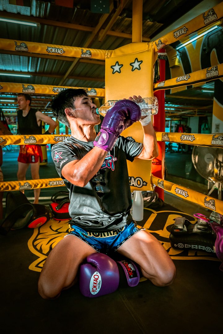 yokkaoboxing's tweet image. Suesat and Songpayak are ready to clash tonight at Rajadamnern 🔥
#muaythai #fight #fighting