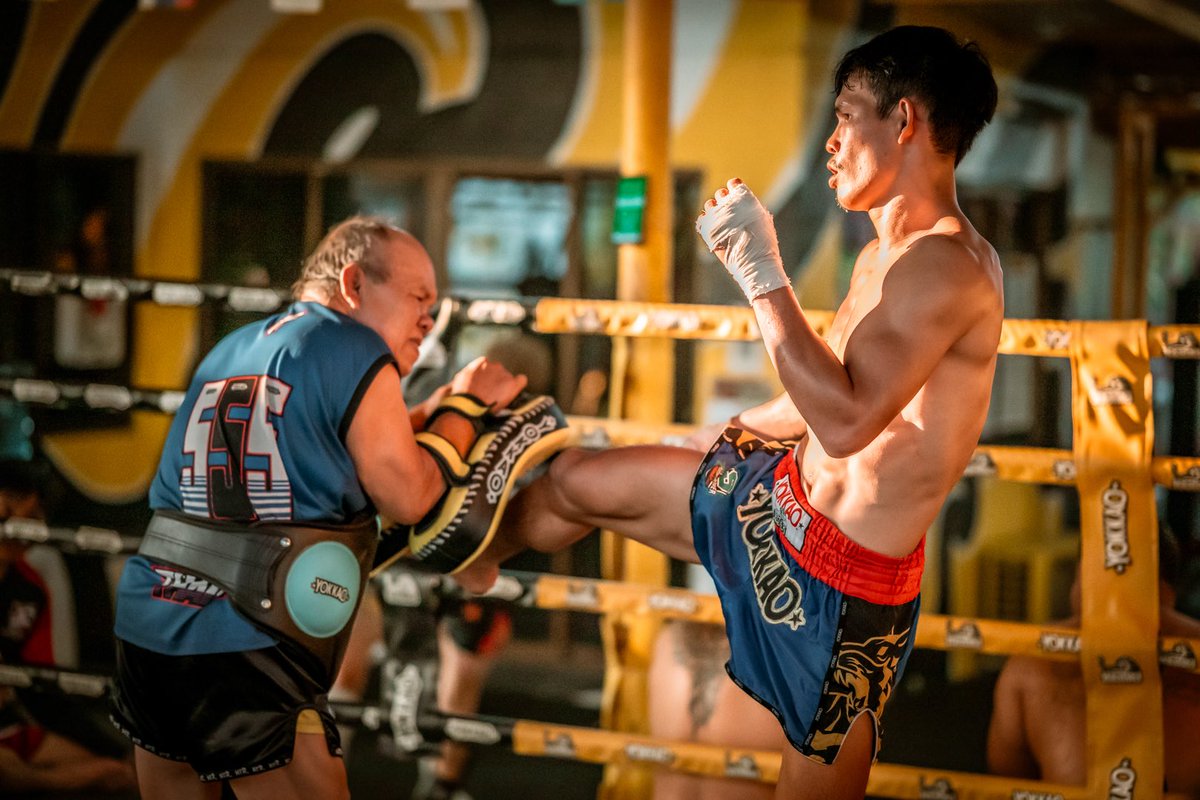 yokkaoboxing's tweet image. Suesat and Songpayak are ready to clash tonight at Rajadamnern 🔥
#muaythai #fight #fighting