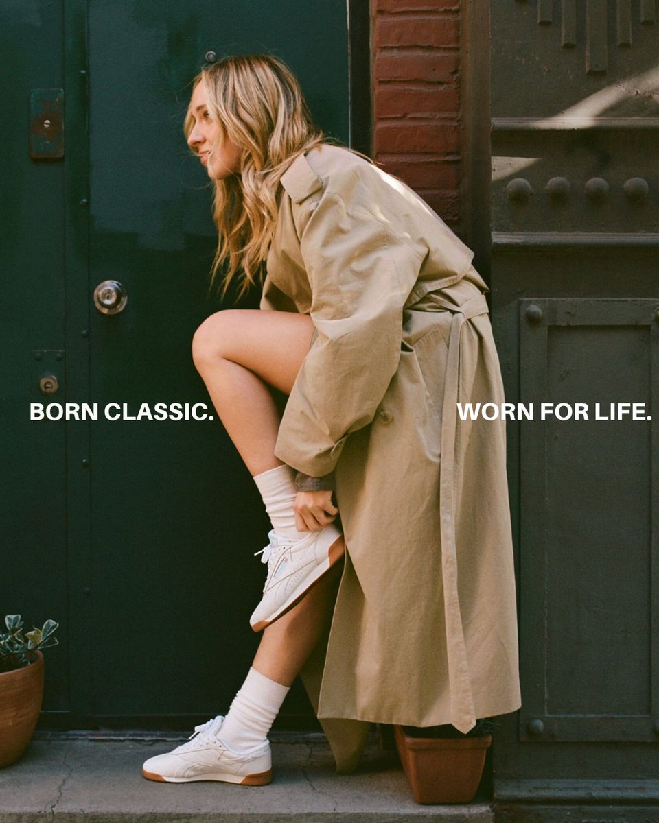 Reebokjp's tweet image. BORN CLASSIC. WORN FOR LIFE.
Made for your moves in the city.

クラシックの新たな時代を。
街の鼓動を、その足元に。

🔗: reebok.jp/commodity/SREB…

#Reebok #リーボック