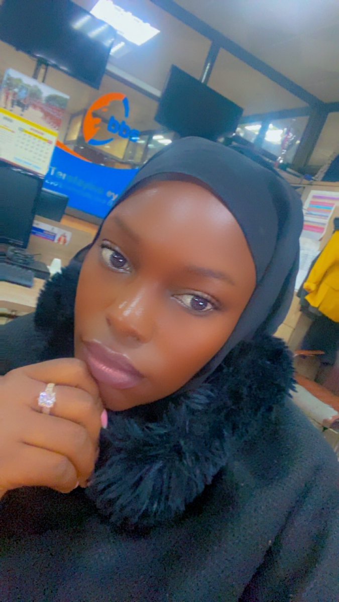 NabaggalaSandie's tweet image. How i dress up when its cold. #rainny #cold #goodmorning