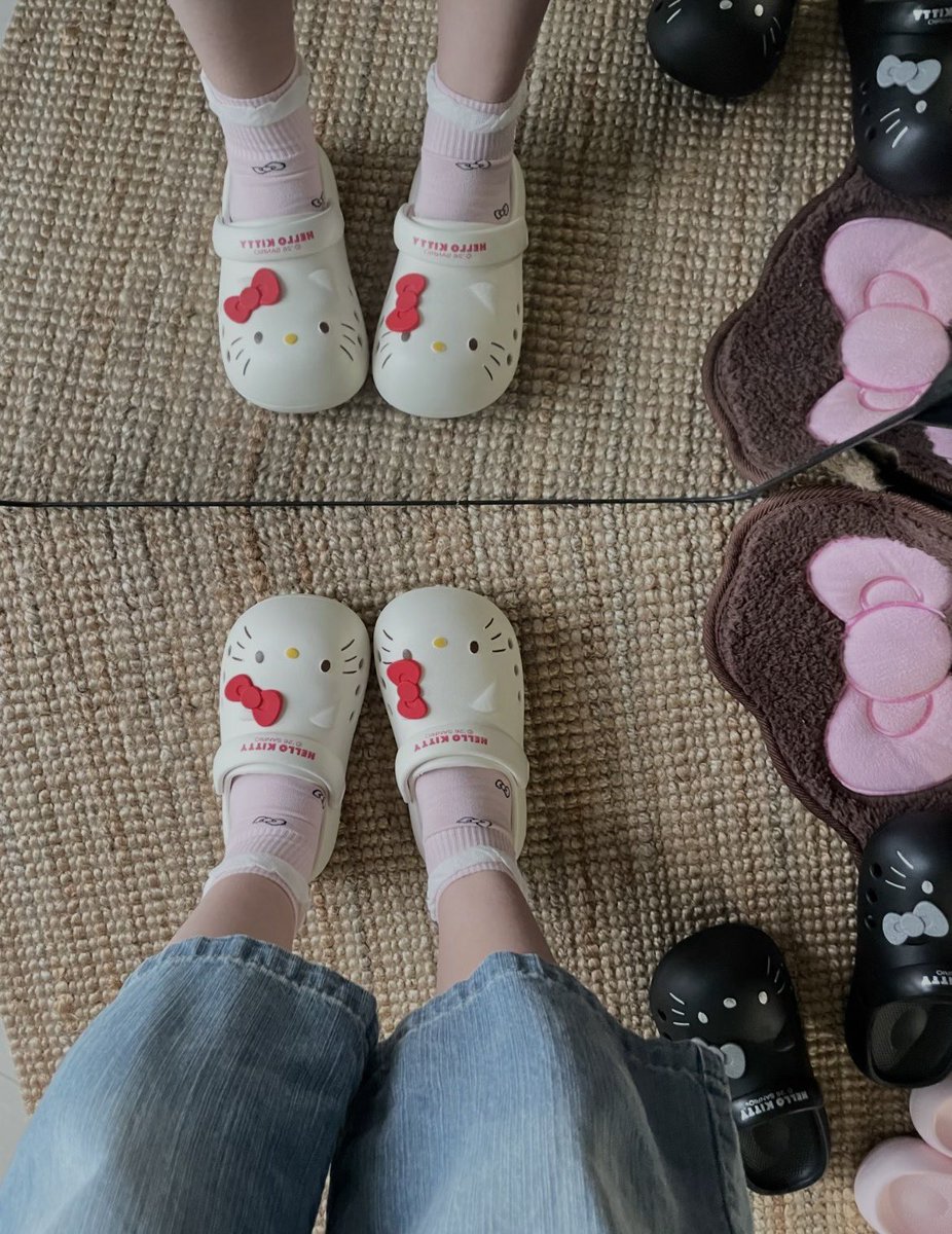손 채 영𓈒 tweet media