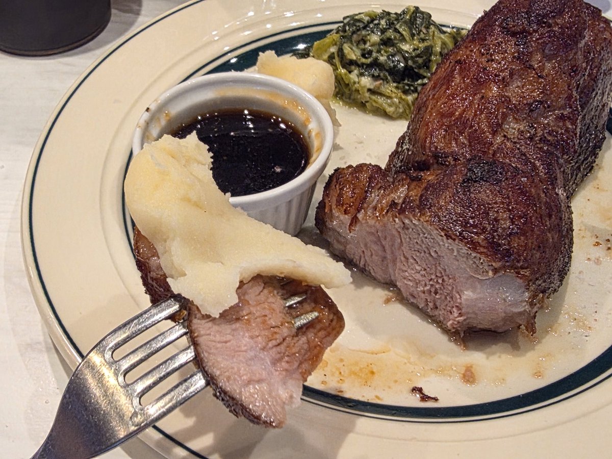 Doogs 𒉭 tweet media