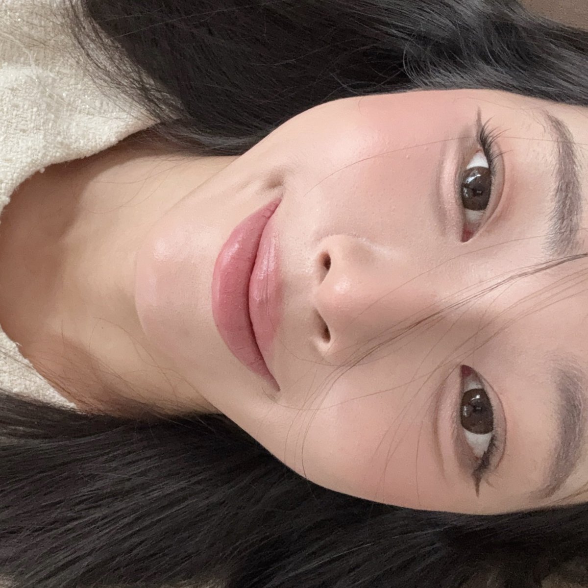morpormorpaeng's tweet photo. ชอบโทนนี้มากกกกก เหมือนกดสูตรโกงอายุ 555555 แต่งง่ายด้วย 10 นาทีเสร็จ https://t.co/5Akk7An1Jz